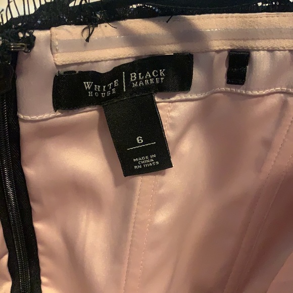 Beautiful formal dress - Picture 3 of 3